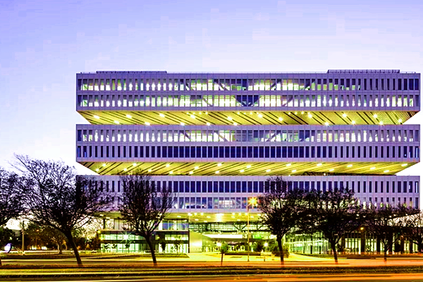 建筑中智能樓宇自控系統(tǒng)的優(yōu)勢！(圖1)